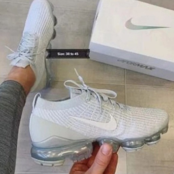 vapormax in box